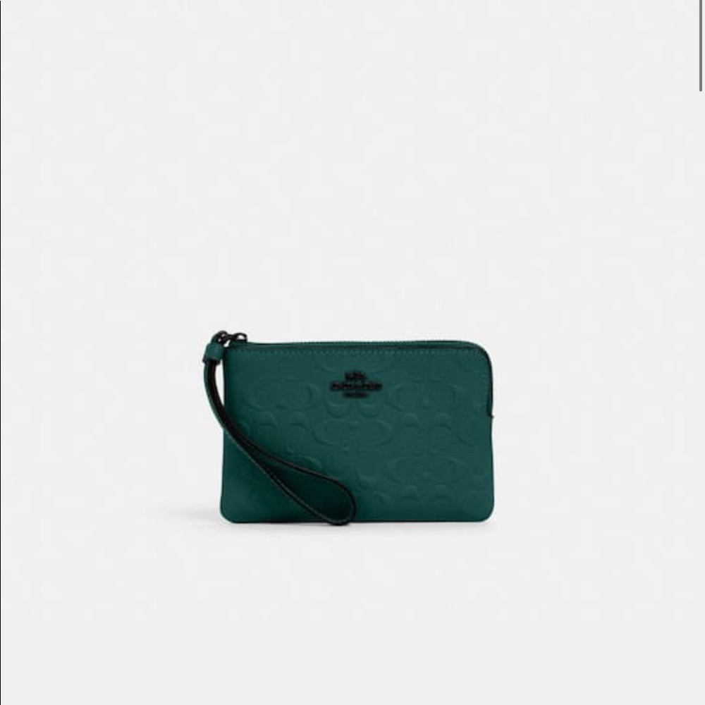 Coach Corner Zip Wristlet In Signature Leather gunmetal/forest